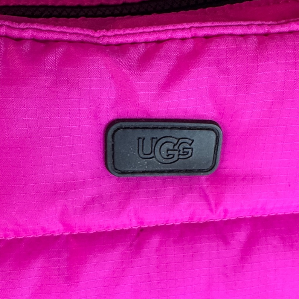 UGG Fuchsia Puffy Tote Bag - Picture 2 of 5